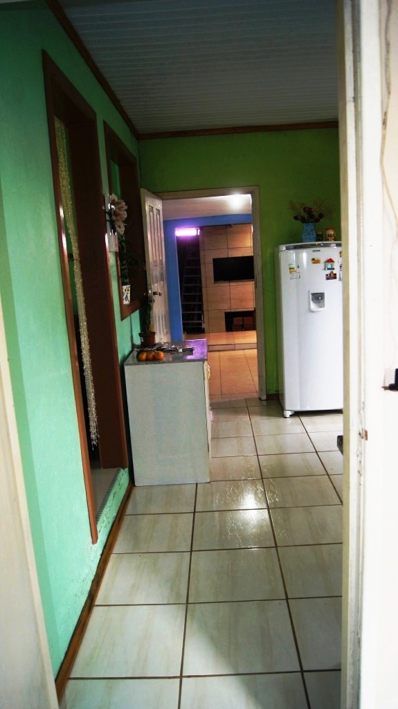 B-212     CASA NO BAIRRO VILA GERMÂNIA