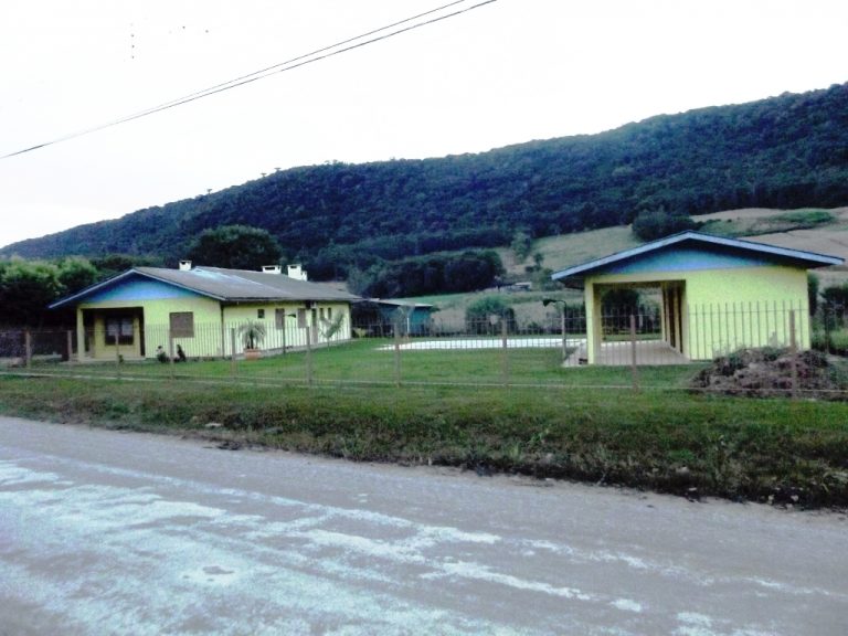 B-410     SÍTIO FANTÁSTICO – COMPLETO