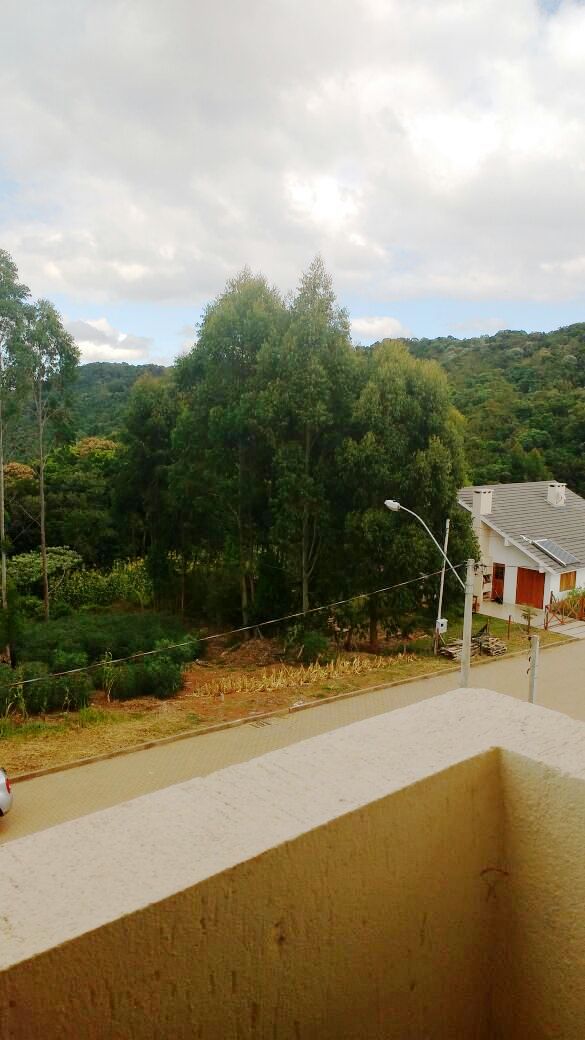 B-228     CASA COM EXUBERANTE VISTA PANORÂMICA