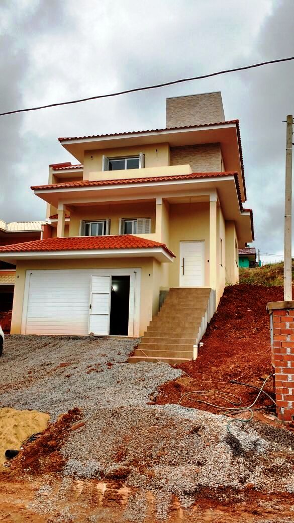 B-228     CASA COM EXUBERANTE VISTA PANORÂMICA
