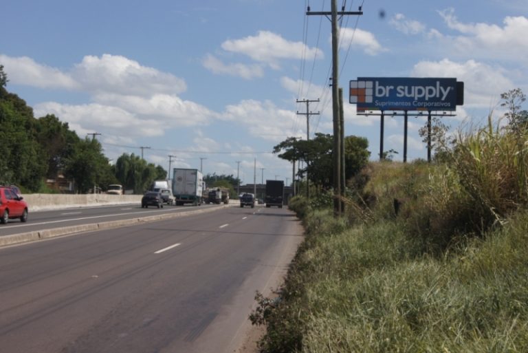 B-69     FANTÁSTICO TERRENO COM 324 METROS DE FRENTE PRA BR 116