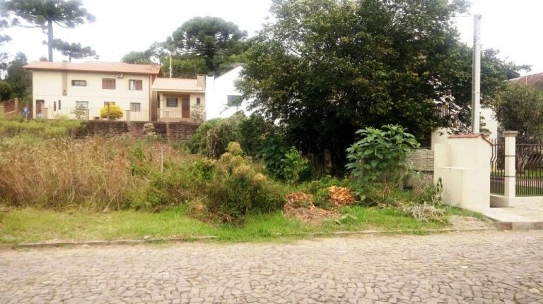 B-64     TERRENO NO BAIRRO BAVÁRIA