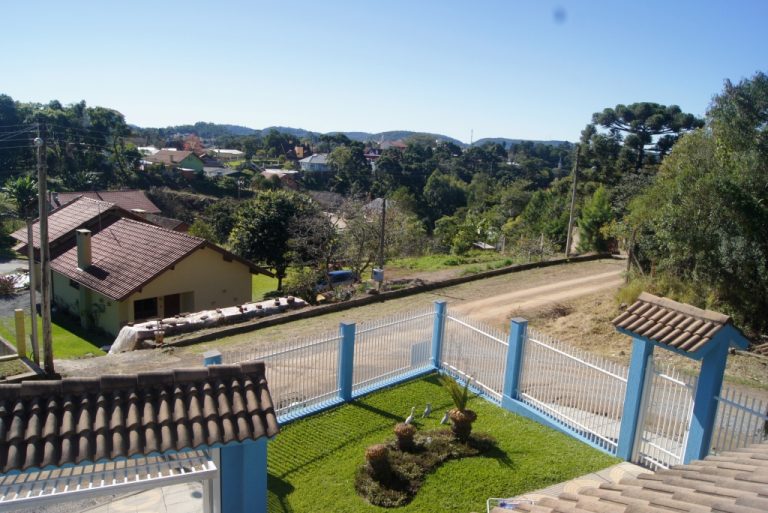 B-249     CASA LINDÍSSIMA COM VISTA DE TODA CIDADE