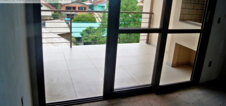 B-606     LINDO E AMPLO APT NO CENTRO DE NOVA PETRÓPOLIS