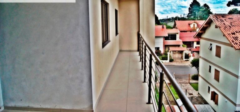 B-606     LINDO E AMPLO APT NO CENTRO DE NOVA PETRÓPOLIS