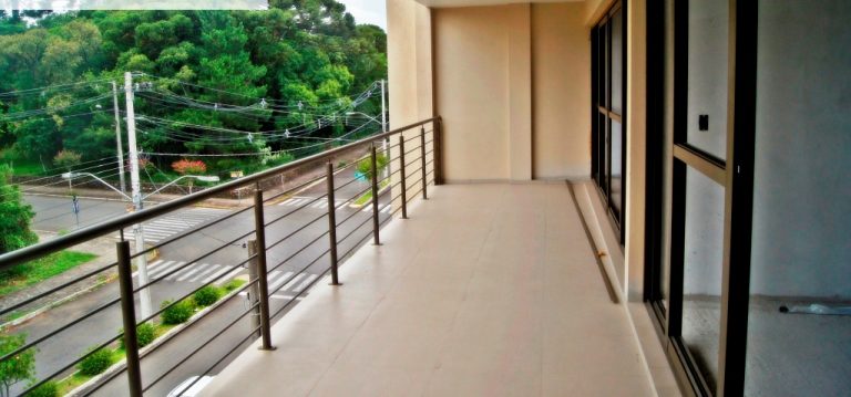 B-606     LINDO E AMPLO APT NO CENTRO DE NOVA PETRÓPOLIS