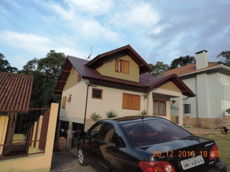 B-272     LINDA CASA NO BAIRRO LOGRADOURO