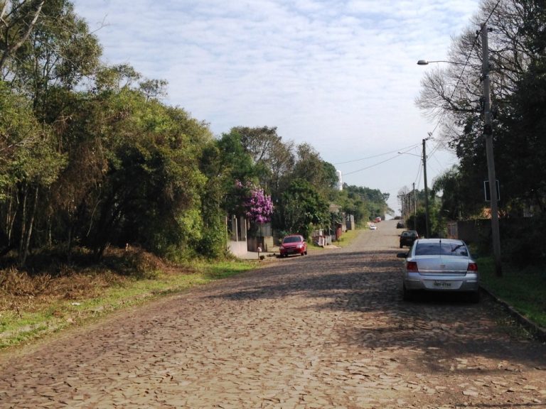 B-52     LINDO TERRENO DE ESQUINA NA CIDADE DE IVOTI!!!
