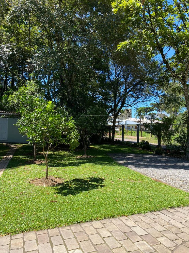 B-274     CASA COM LINDÍSSIMA VISTA PANORÂMICA