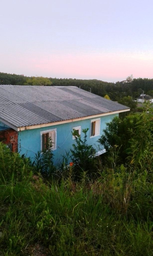 B-296     CASA NA CIDADE DE LINHA  NOVA
