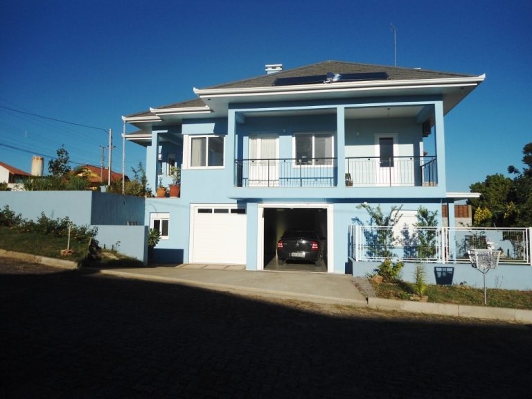 B-297     FANTÁSTICA CASA NO BAIRRO POUSADA DA NEVE
