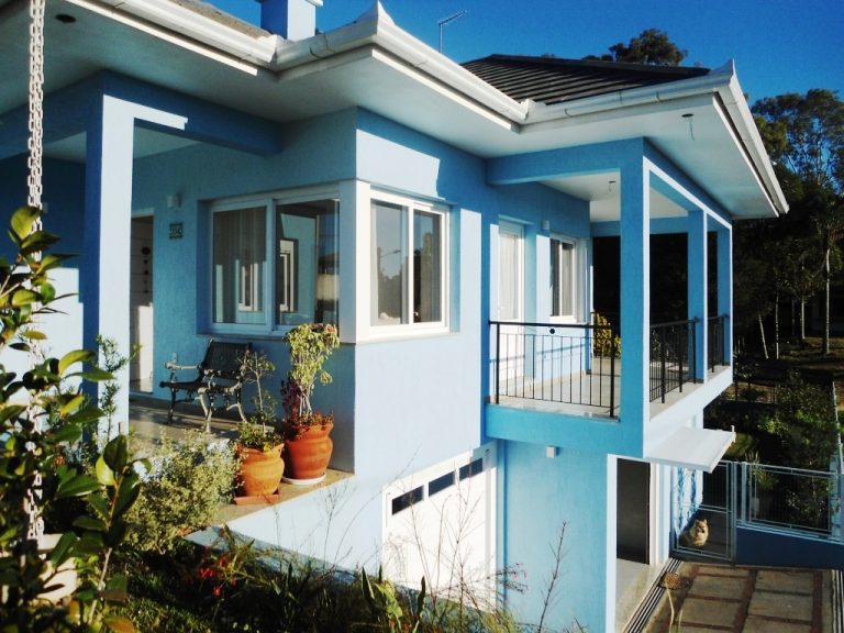 B-297     FANTÁSTICA CASA NO BAIRRO POUSADA DA NEVE