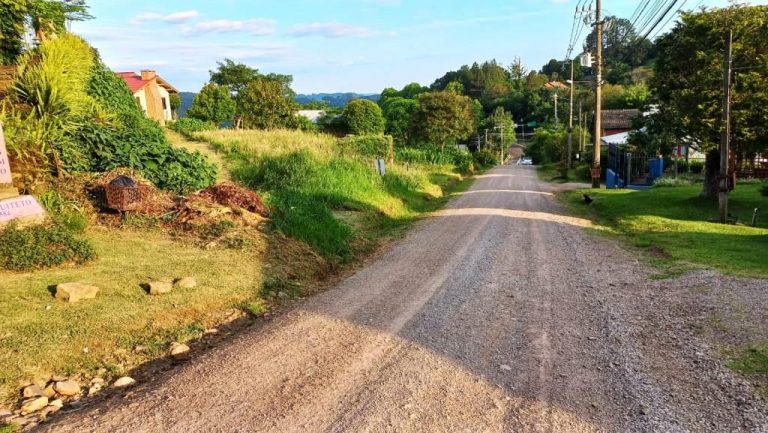 B-76     TERRENO NA ENTRADA DE NOVA PETRÓPOLIS COM PREÇO IMPERDÍVEL!!!
