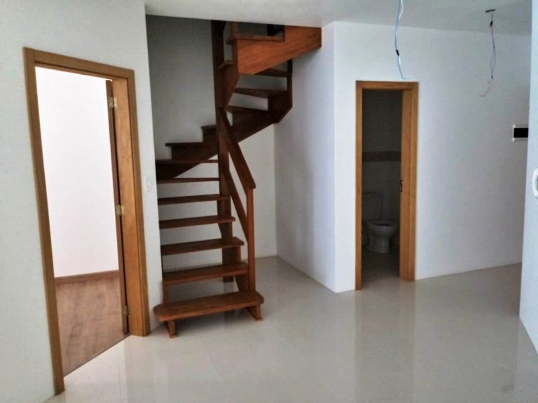 B-620     APARTAMENTO NO CENTRO DE NOVA PETRÓPOLIS