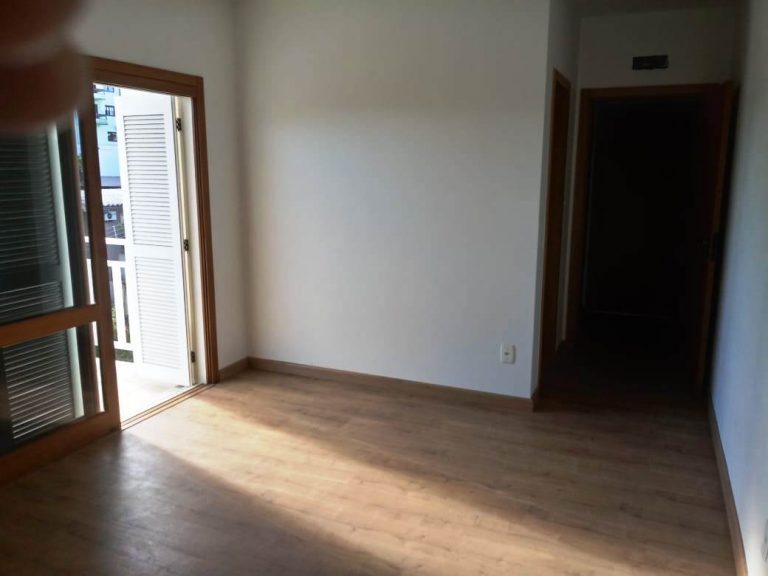 B-618     APARTAMENTO NO CENTRO DE NOVA PETRÓPOLIS