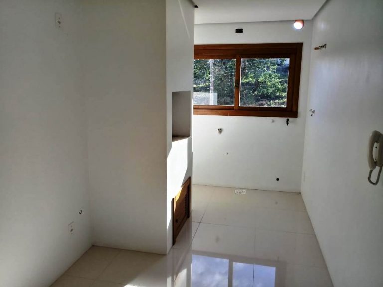 B-617     APARTAMENTO NO CENTRO DE NOVA PETRÓPOLIS