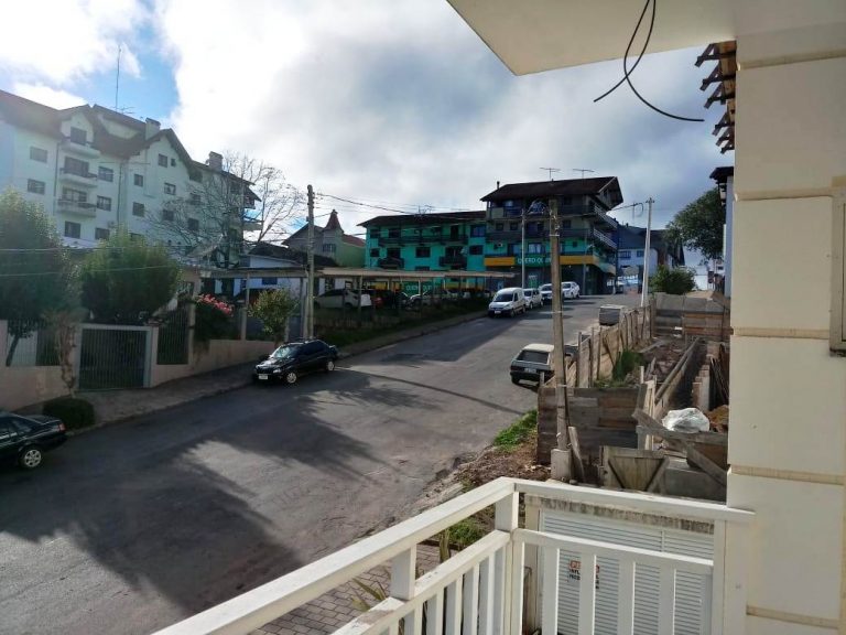 B-617     APARTAMENTO NO CENTRO DE NOVA PETRÓPOLIS
