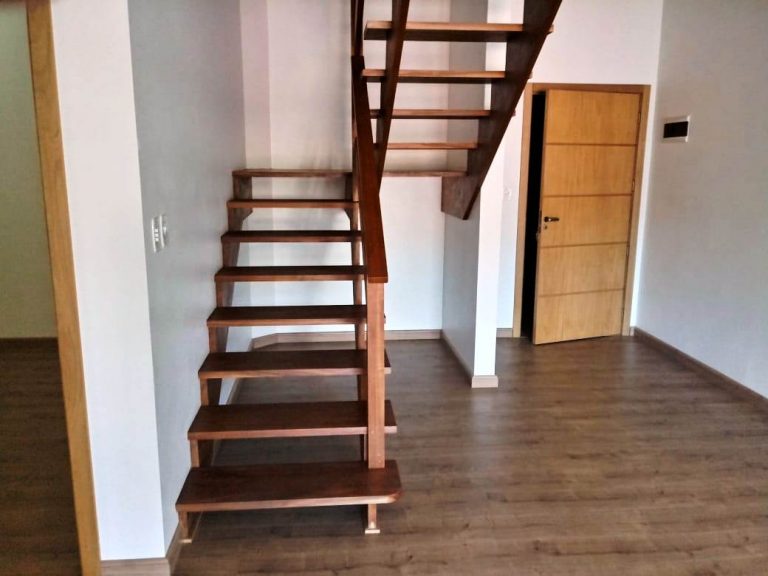 B-618     APARTAMENTO NO CENTRO DE NOVA PETRÓPOLIS