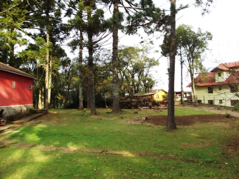 B-310     CASA COM FANTÁSTICO TERRENO MEDINDO 7.226,65 m²!!!