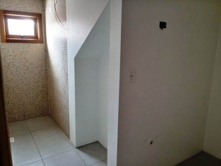 B-620     APARTAMENTO NO CENTRO DE NOVA PETRÓPOLIS