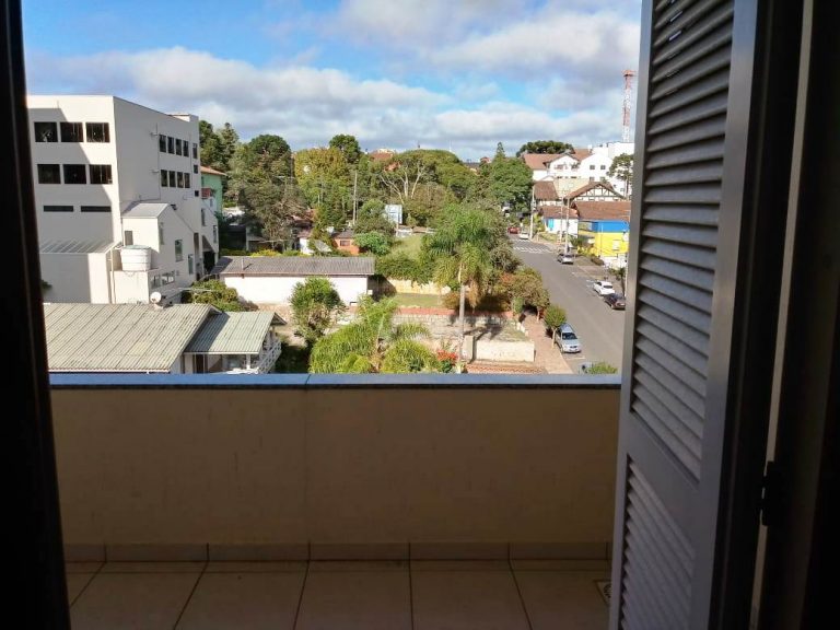 B-619     APARTAMENTO NO CENTRO DE NOVA PETRÓPOLIS