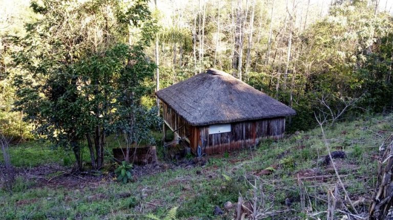 B-90     FANTÁSTICO TERRENO COM ÁREA DE 4.095,69 m²!!!