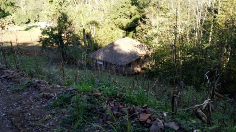B-90     FANTÁSTICO TERRENO COM ÁREA DE 4.095,69 m²!!!