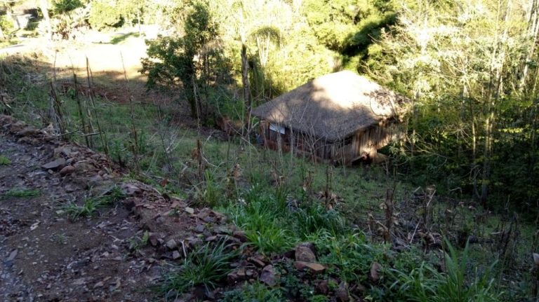 B-90     FANTÁSTICO TERRENO COM ÁREA DE 4.095,69 m²!!!