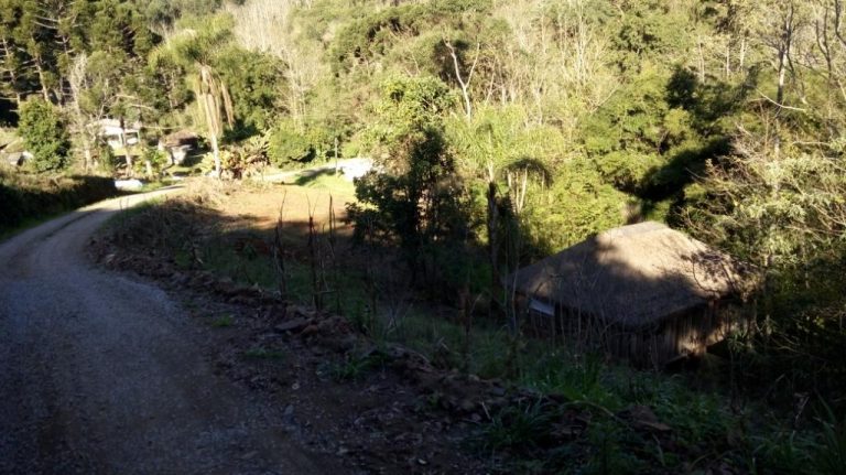 B-90     FANTÁSTICO TERRENO COM ÁREA DE 4.095,69 m²!!!