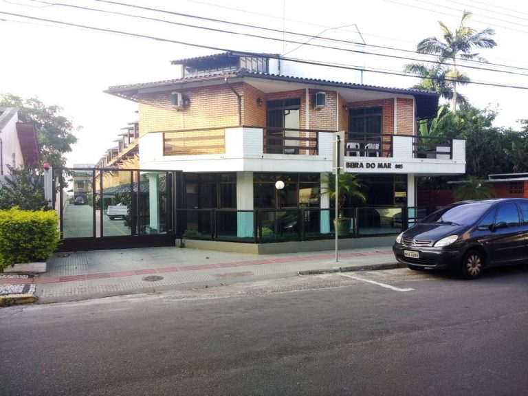 B-626     APT/CABANA DE FRENTE PARA O MAR EM CANASVIEIRAS-SC