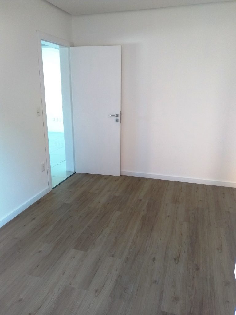 B-623     FANTÁSTICO APARTAMENTO NO BAIRRO POUSADA DA NEVE!!!HÁ 50 METROS DA AV. PRINCIPAL!!!
