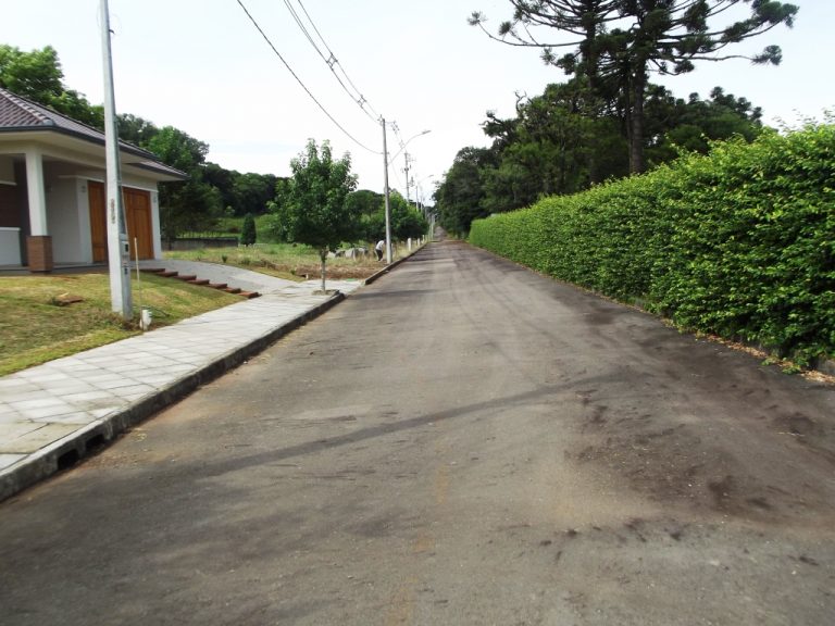 B-91     TERRENOS NO LINDÍSSIMO CONDOMÍNIO FECHADO ALTOS DA BAVIERA NA SERRA GAÚCHA!!!