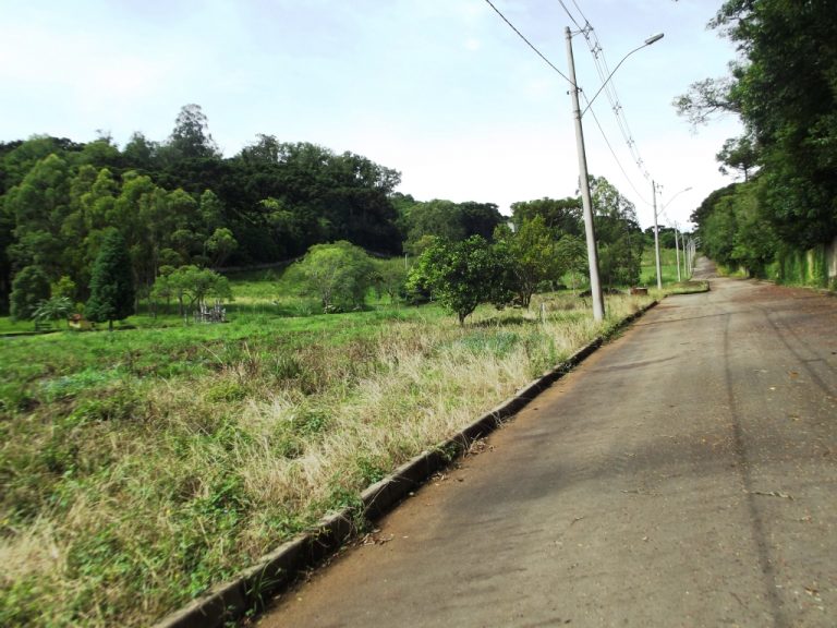 B-91     TERRENOS NO LINDÍSSIMO CONDOMÍNIO FECHADO ALTOS DA BAVIERA NA SERRA GAÚCHA!!!