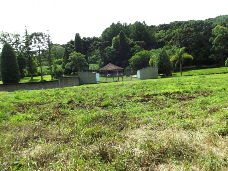 B-91     TERRENOS NO LINDÍSSIMO CONDOMÍNIO FECHADO ALTOS DA BAVIERA NA SERRA GAÚCHA!!!