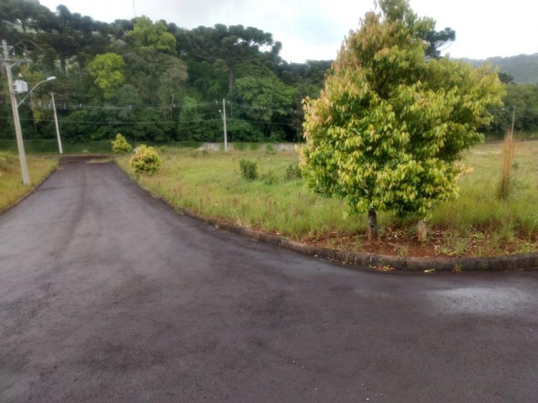 B-91     TERRENOS NO LINDÍSSIMO CONDOMÍNIO FECHADO ALTOS DA BAVIERA NA SERRA GAÚCHA!!!