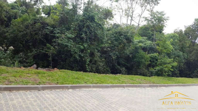 B-107     LINDO TERRENO DE ESQUINA NO CONDOMÍNIO RESIDENCIAL NOVO HORIZONT