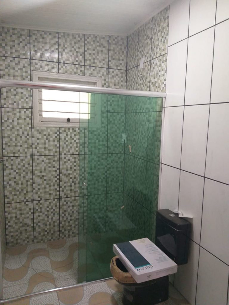 B-332     CASA NOVA EM TERRENO COM MAIS DE 1.000 m²!!!!