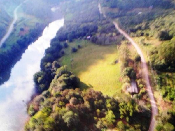 B-544     ÁREA DE TERRAS (20,00 Ha) FAZENDO DIVISA COM O RIO CAÍ !!!!