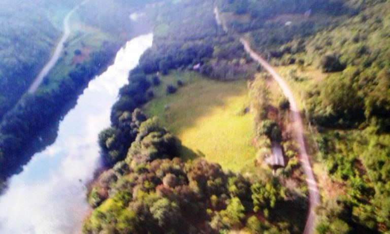 B-544     ÁREA DE TERRAS (20,00 Ha) FAZENDO DIVISA COM O RIO CAÍ !!!!