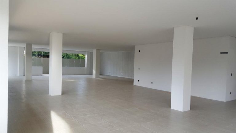 B-1012     SALA COMERCIAL – LOJA – NO CENTRO