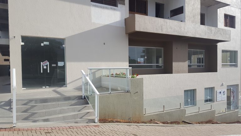 B-1012     SALA COMERCIAL – LOJA – NO CENTRO