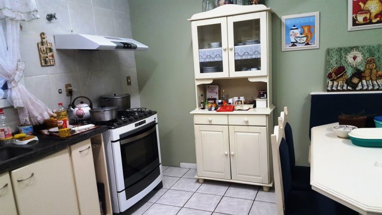 B-338 – 02 BELÍSSIMAS CASAS NO BAIRRO BAVÁRIA!!!