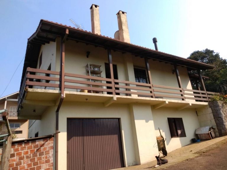 B-344     AMPLA CASA NO BAIRRO LOGRADOURO EM NOVA PETRÓPOLIS POR UM PREÇO IMPERDÍVEL!!!!!!!!