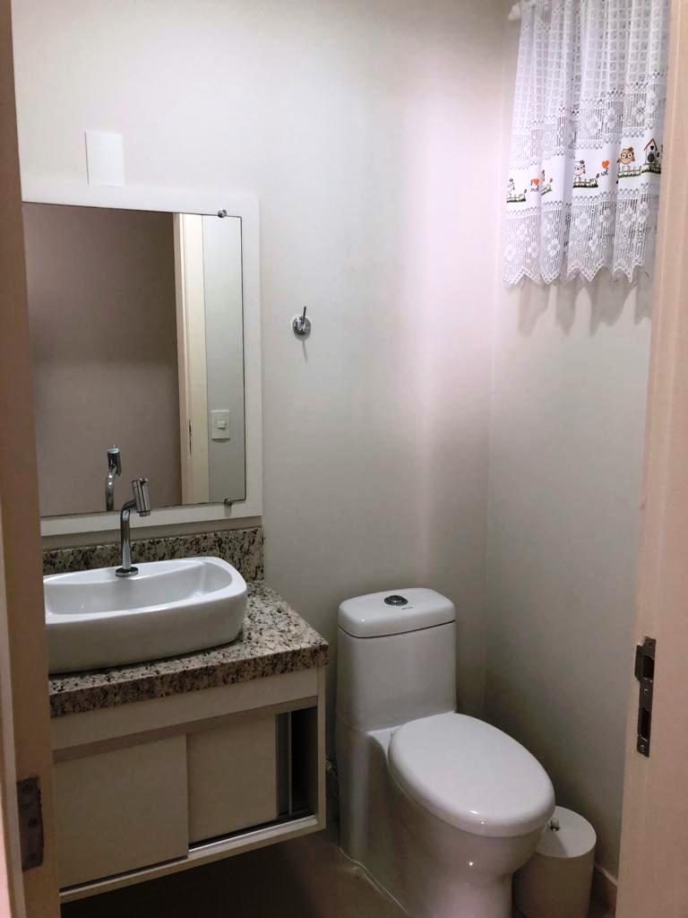 B-652     EXCELENTE APARTAMENTO NA PRAIA DE PALMAS DO ARVOREDO-GOVERNADOR CELSO RAMOS-SC!