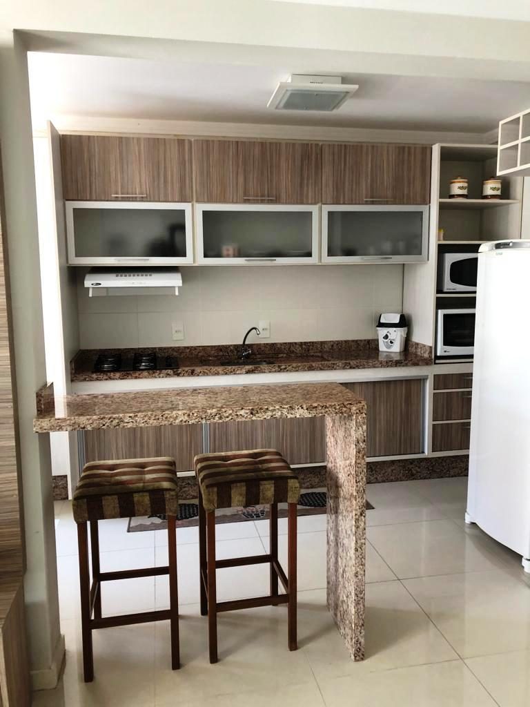 B-652     EXCELENTE APARTAMENTO NA PRAIA DE PALMAS DO ARVOREDO-GOVERNADOR CELSO RAMOS-SC!