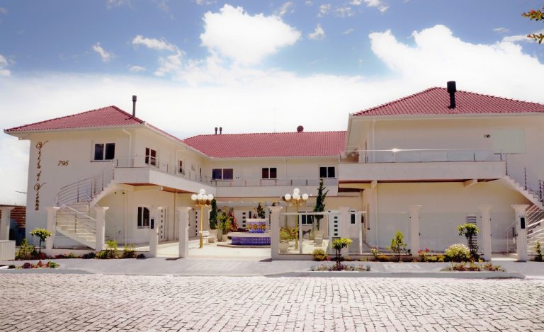 B-627     RESIDENCIAL VILLA DI VIENNA!!! SIMPLESMENTE O MAIS BELO E SOFISTICADO DE NOVA PETRÓPOLIS!!!