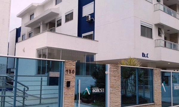 B-641     ÓTIMO APARTAMENTO A 150m DO MAR NA PRAIA DOS INGLESES!!