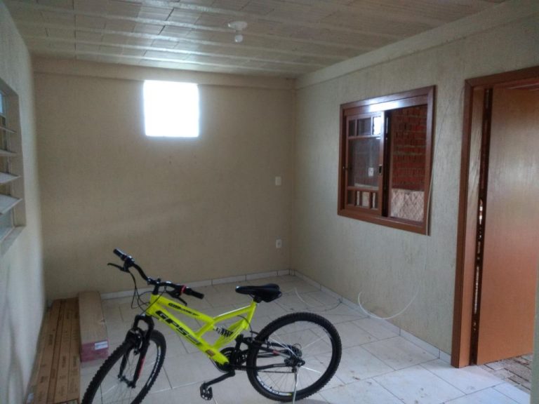 B-353     LINDÍSSIMA CASA NOVA EM LUGAR NOBRÍSSIMO!!!!!