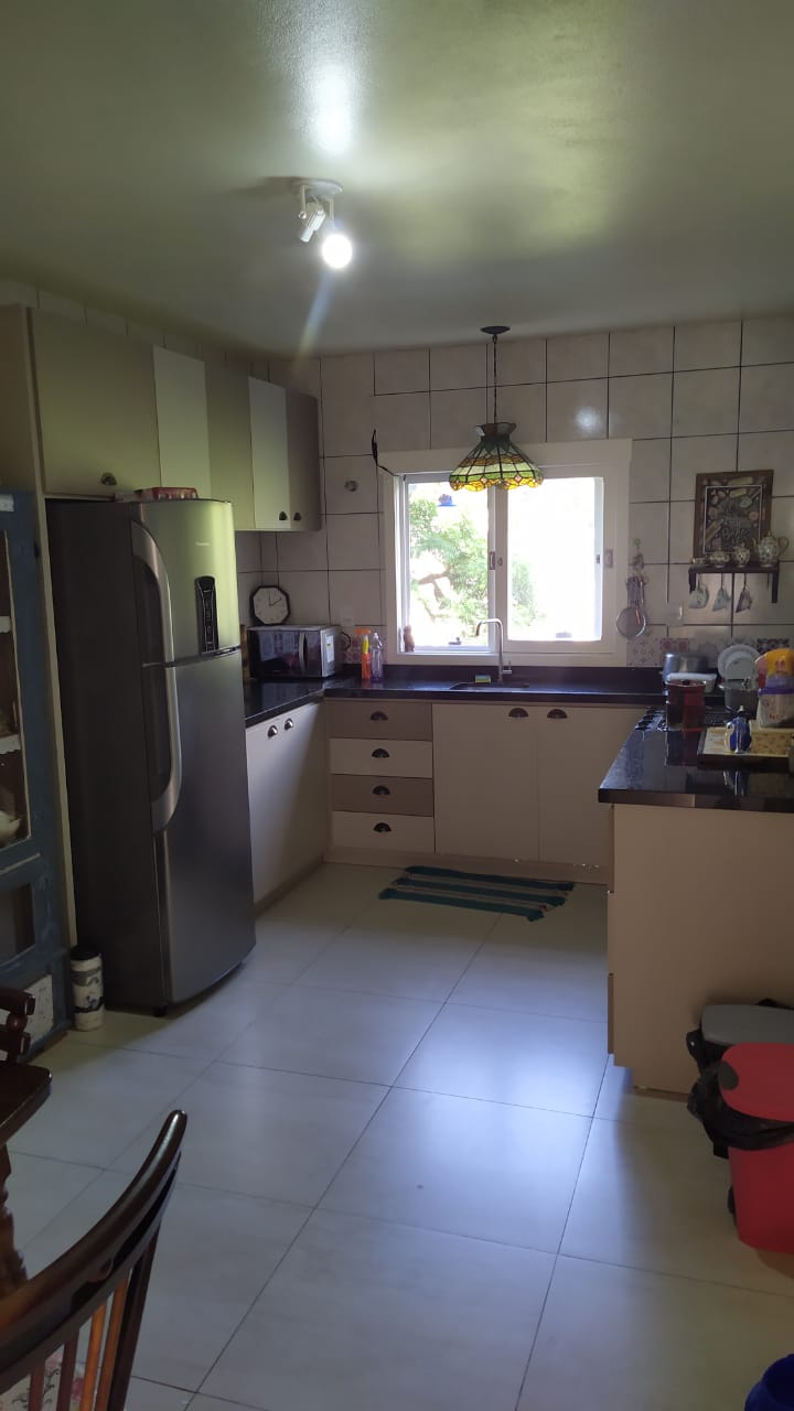 B-604     LINDO E AMPLO APARTAMENTO TÉRREO NO CENTRO DE NOVA PETRÓPOLIS!!!