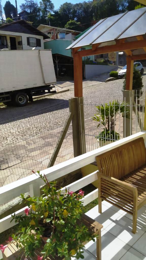 B-604     LINDO E AMPLO APARTAMENTO TÉRREO NO CENTRO DE NOVA PETRÓPOLIS!!!